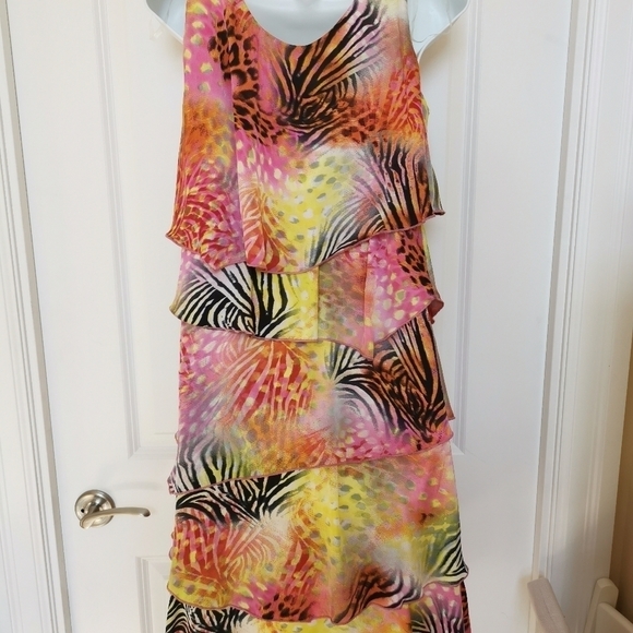 NWT Party tiered Silky dress in pink, yellow leopard print - Picture 8 of 10